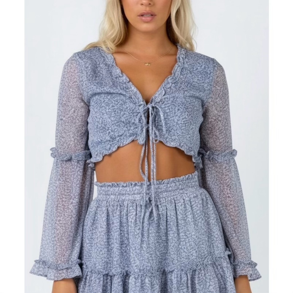 Princess Polly Caylan Top Blue Floral Size 4 NWT